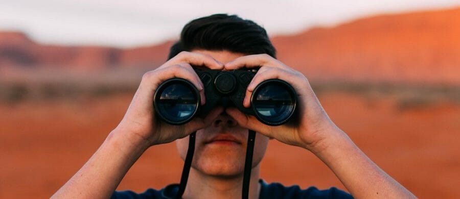 How To Spot Financial Scammers
